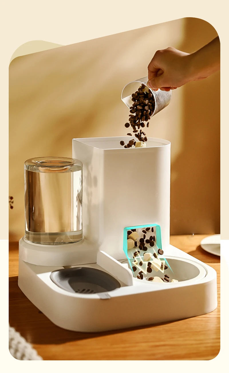2-in-1 Pet Feeder Bowl – Auto Water Dispenser for Cats