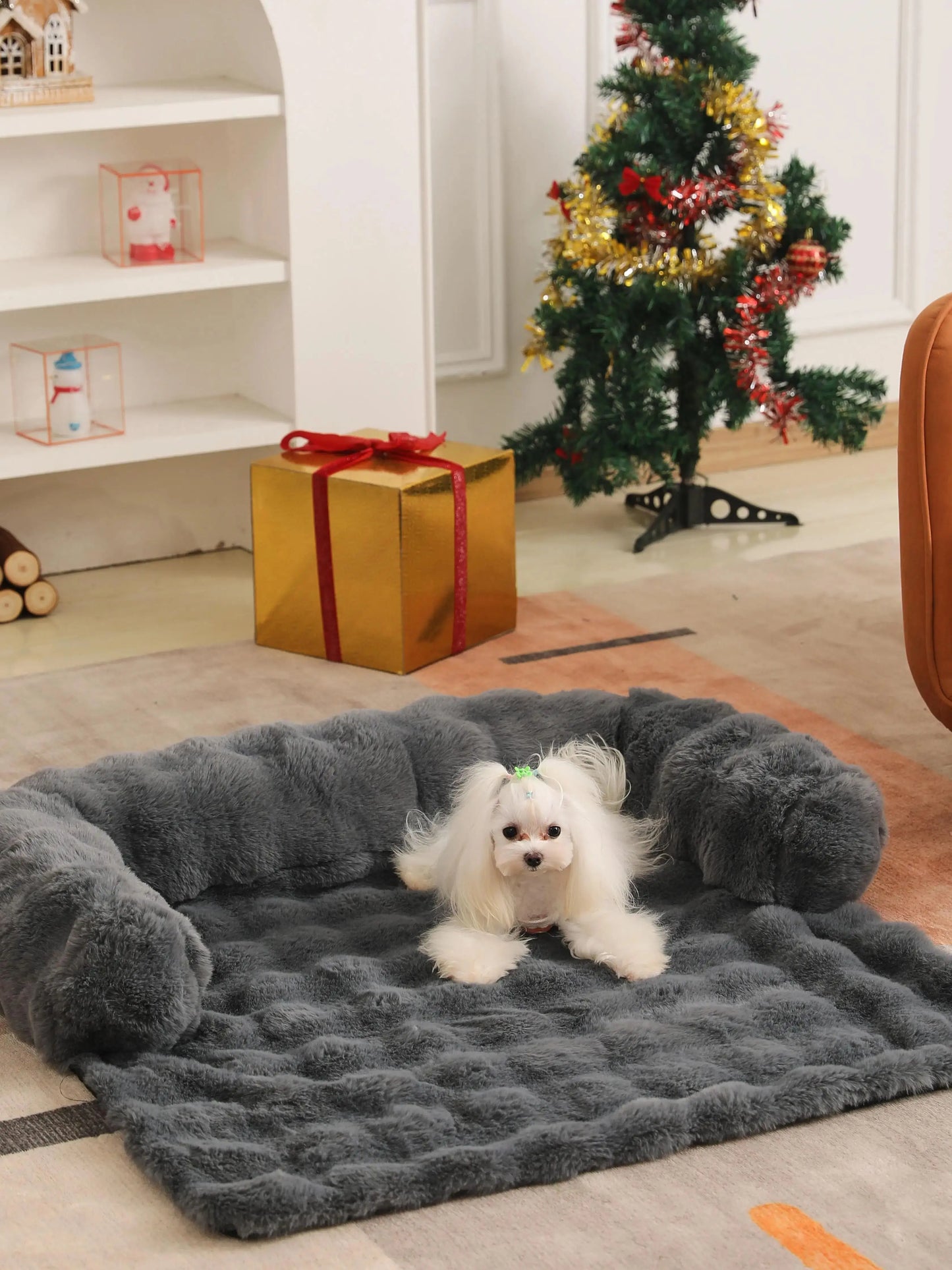 Fluffy Dog Bed Sofa – Warm Plush Mat for Large Dogs & Cats