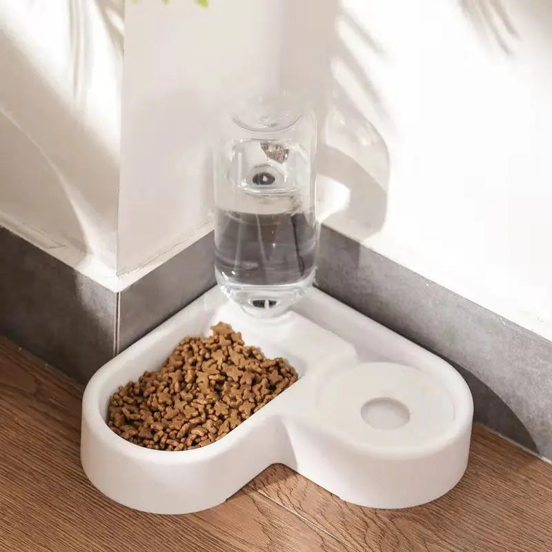 Pet feeding supplies